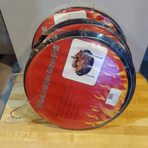 SET OF 2 BBQ CHEF LIGHTWEIGHT 12" PORTABLE CHARCOAL GRILL BEACH CAMPING HIKING - Picture 5 of 6